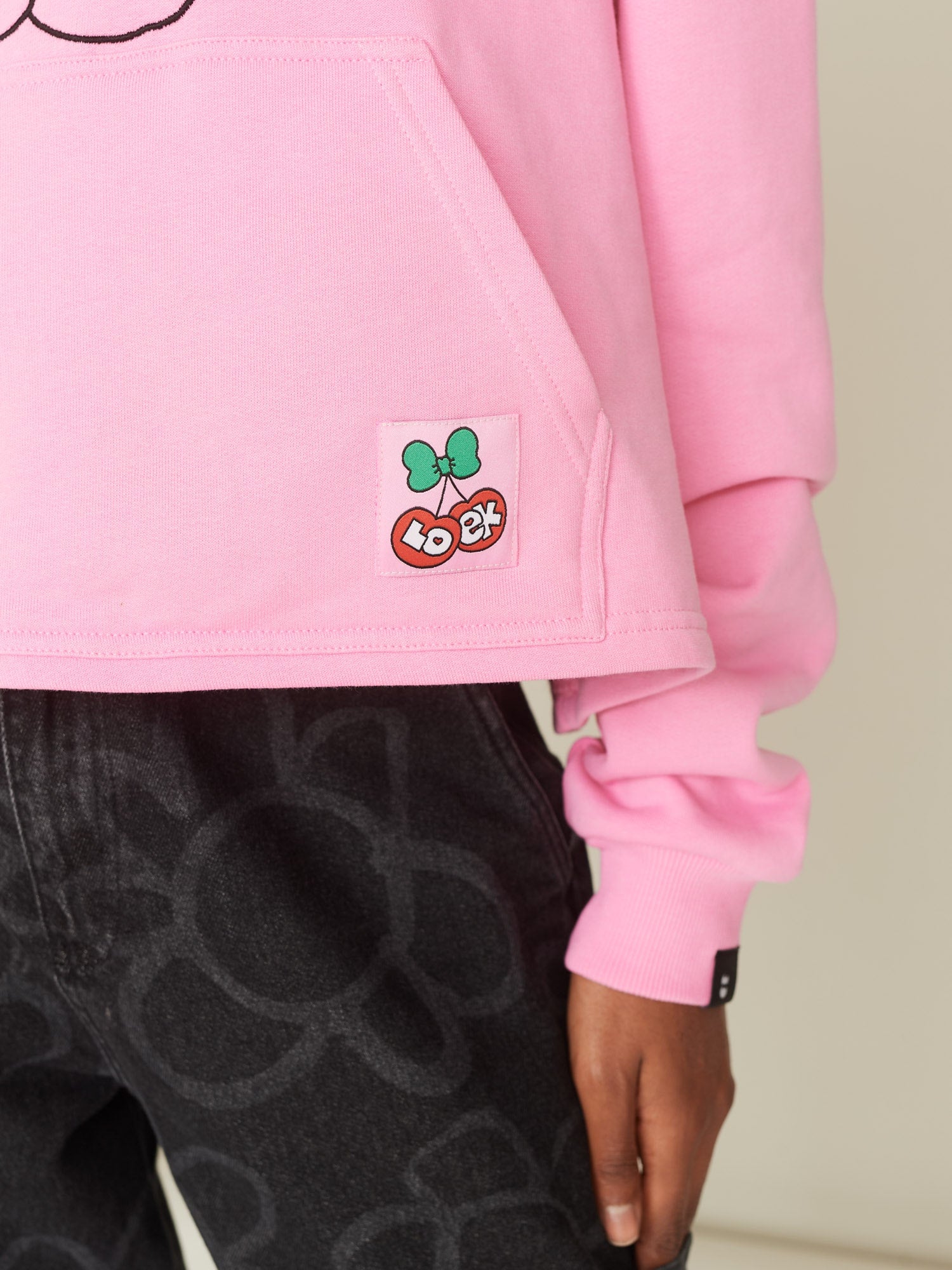 Lazy oaf clearance eyes crop sweatshirt