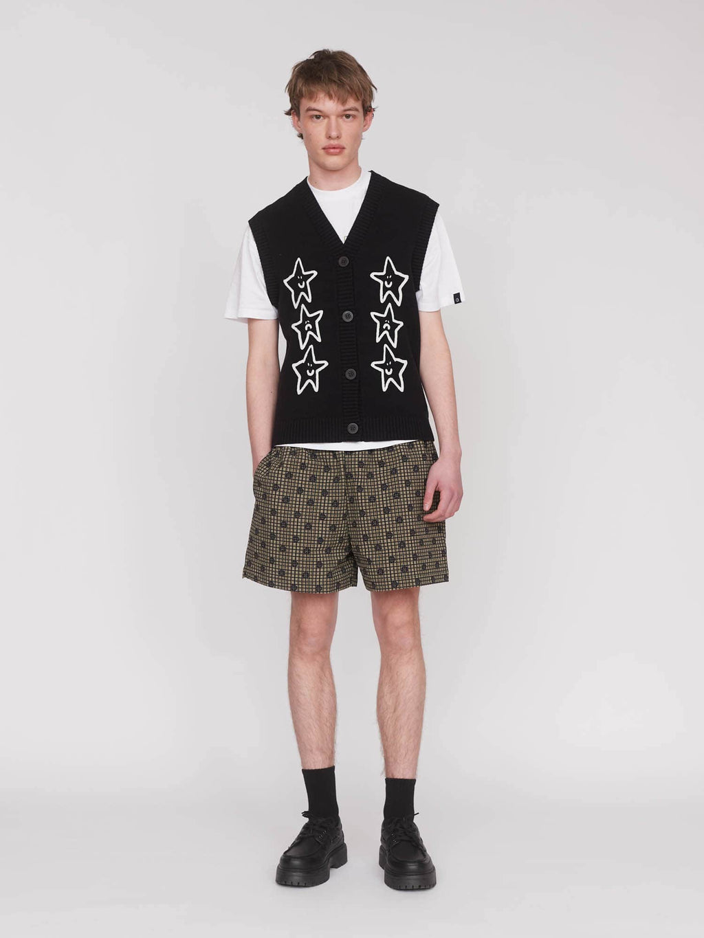 model:Harry wears size L and is 6’2”, Collection-men-landing, collection-men-new-in-1, collection-mens-trousers, collection-mens-happy-sad, collection-all-shorts