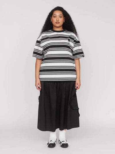 collection-curve, model:Zaynab wears size XXL and is 5’8”