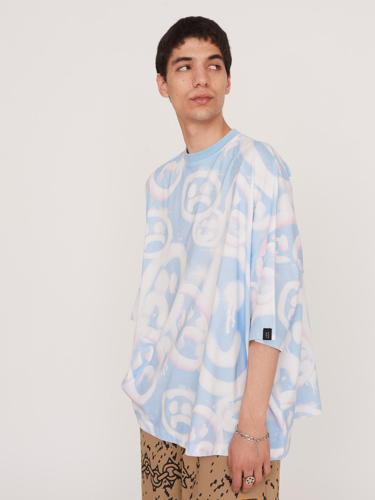 Drippy Spray Face Oversized T-Shirt