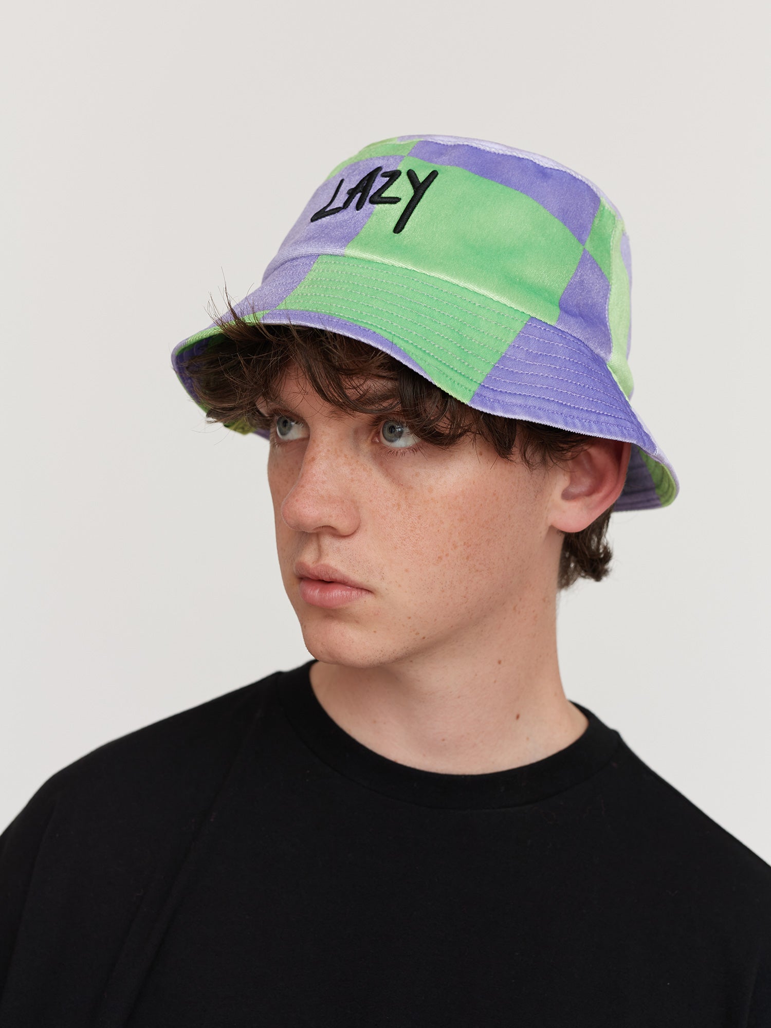 Chequered Velour Bucket Hat – Lazy Oaf
